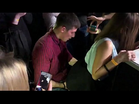 ❤️ Ҷинси воқеӣ дар клуби шабонаи Русия. Духтари 18-солаи рус дар мақъад ва мањбал дар клуби шабона сих дод ❤ Супер секс дар порно tg.hentaiser.ru